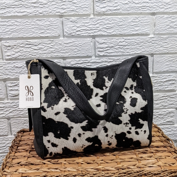 HOBO Handbags - NWT Hobo "Render" cow pattern calfhair shoulder bag